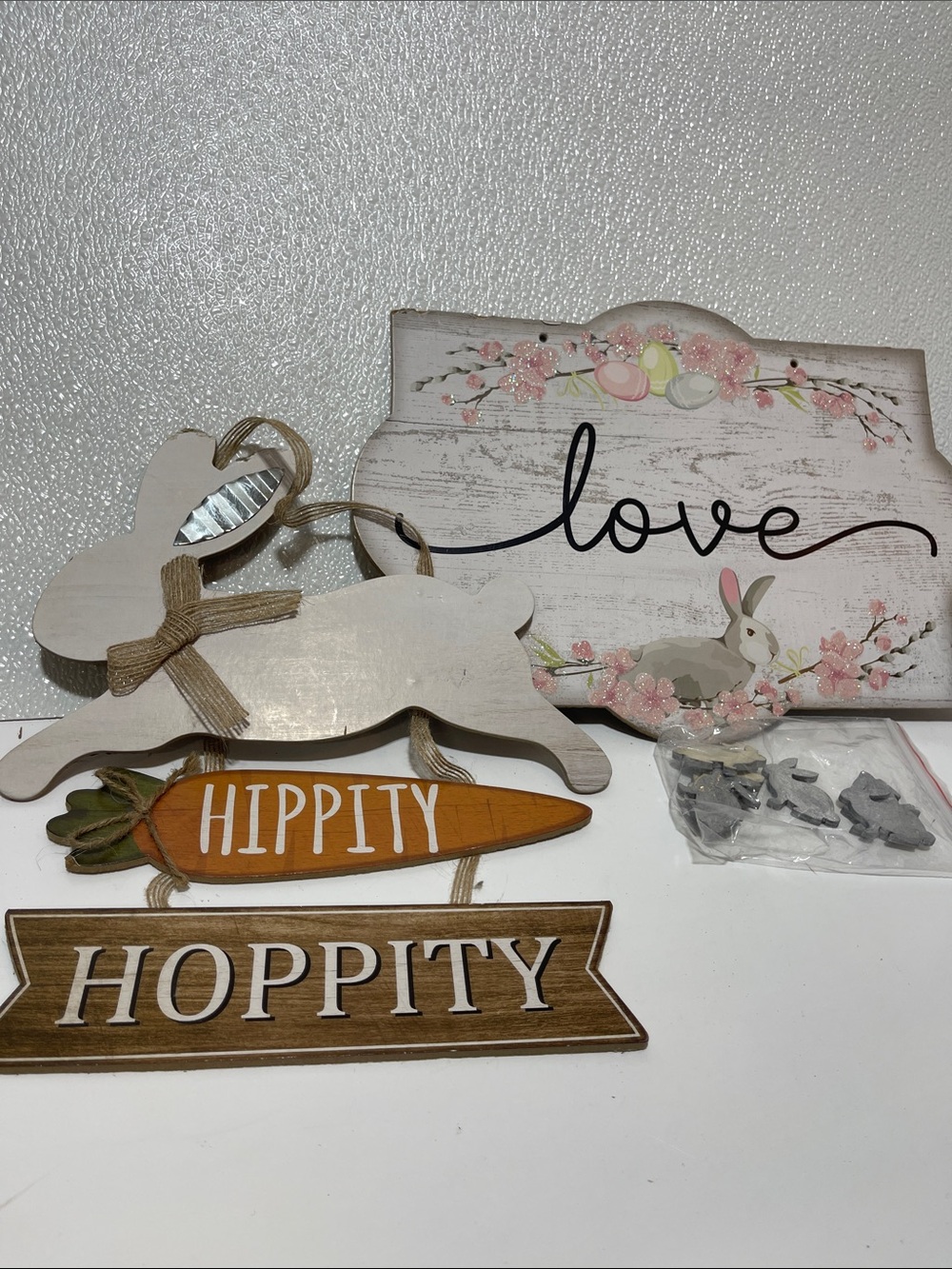5/$25 Love Floral Bunny Wall Decor - White & Pink